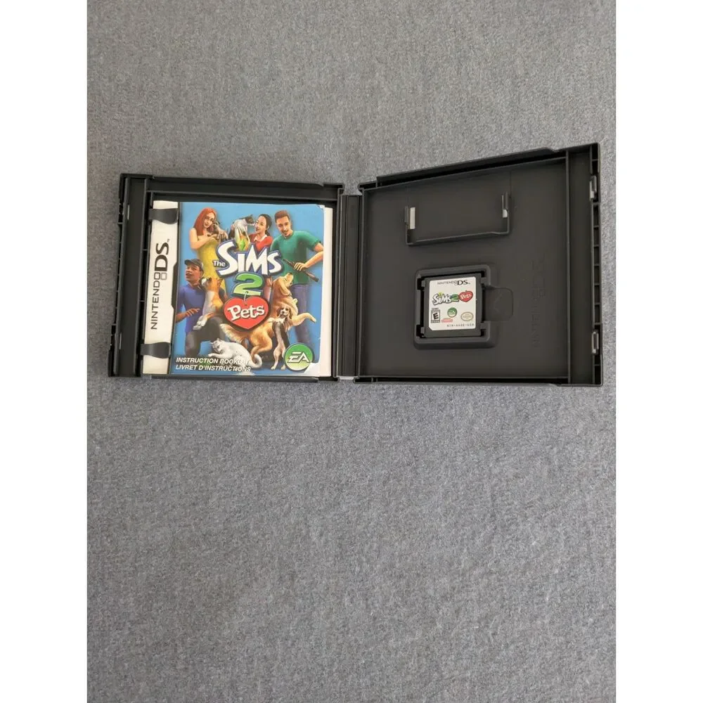 The Sims 2 Pets Nintendo DS Game EA Maxis Complete in Box CIB Tested Working